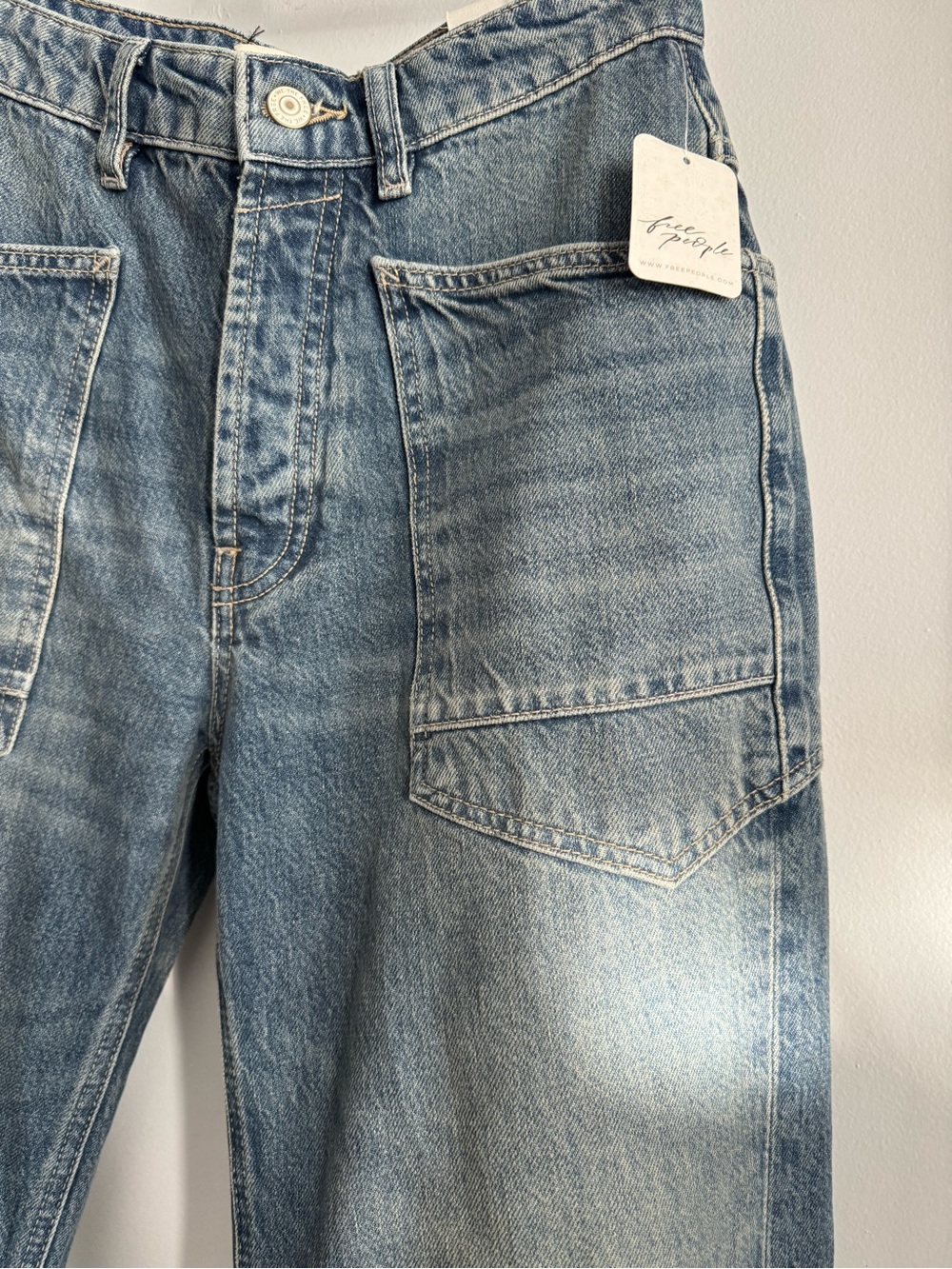 We The Free Women’s Minimalist Moxie Jeans - Picture 3 of 15